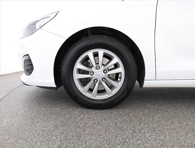 Hyundai i30 (2018) 1.0 T-GDI, Serv.kniha - fotka 14 z 14