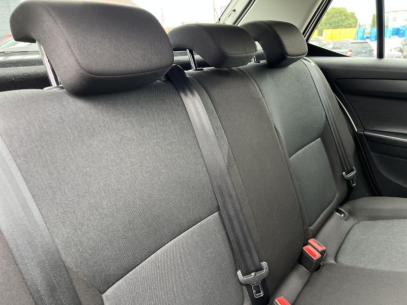 Škoda Fabia 1.0MPi 44kw PŮVOD ČR odp.DPH - fotka 22 z 36
