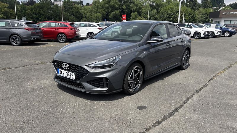Hyundai i30 (2025) Fastback 1,5 TGDI MT NLINE  - fotka 1 z 10