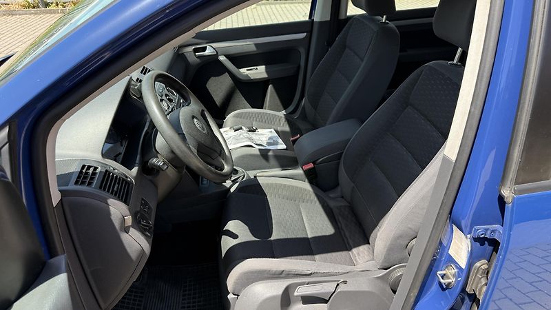 Volkswagen Touran (2009) 1.9TDi*77kW*COMFORT-LINE* - fotka 11 z 21