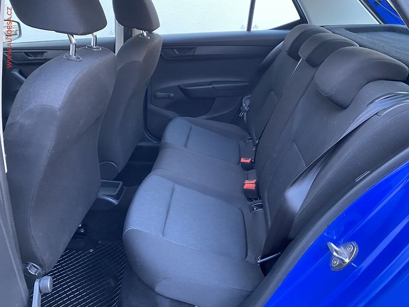 Škoda Fabia (2019) 1.0 TSi, 1.maj,ČR, Active - fotka 10 z 16