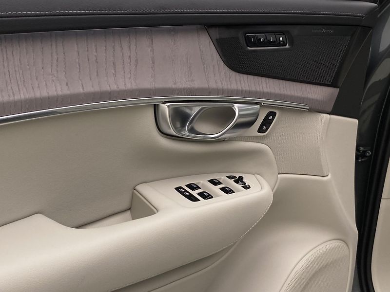Volvo XC90 (2026) T8 AWD Plug-in BRIGHT PLUS 7m - fotka 30 z 70