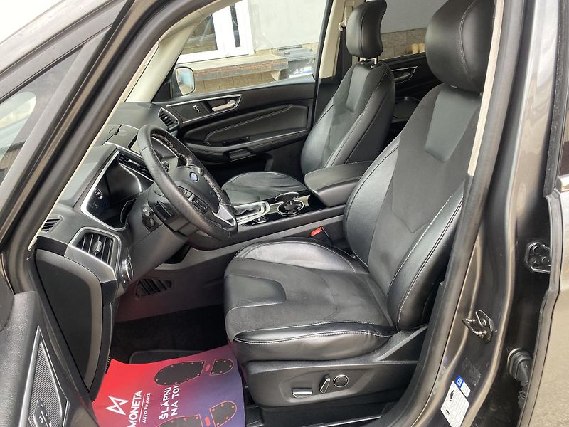 Ford Galaxy (2016) 2,0 TDCi - Panorama - Titanium - fotka 24 z 49