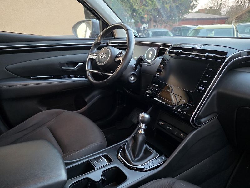 Hyundai Tucson 1.6-DPH-V ZÁRUCE-KAMERA - fotka 25 z 35
