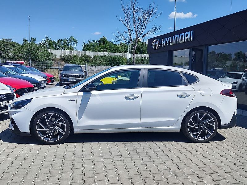 Hyundai i30 1.5 T-GDI/117 N-Line - fotka 8 z 31