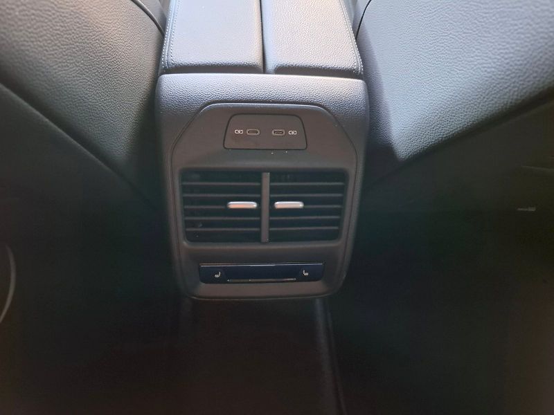 Škoda Superb (2025) L&K TD 142/2.0 A7A - fotka 18 z 30