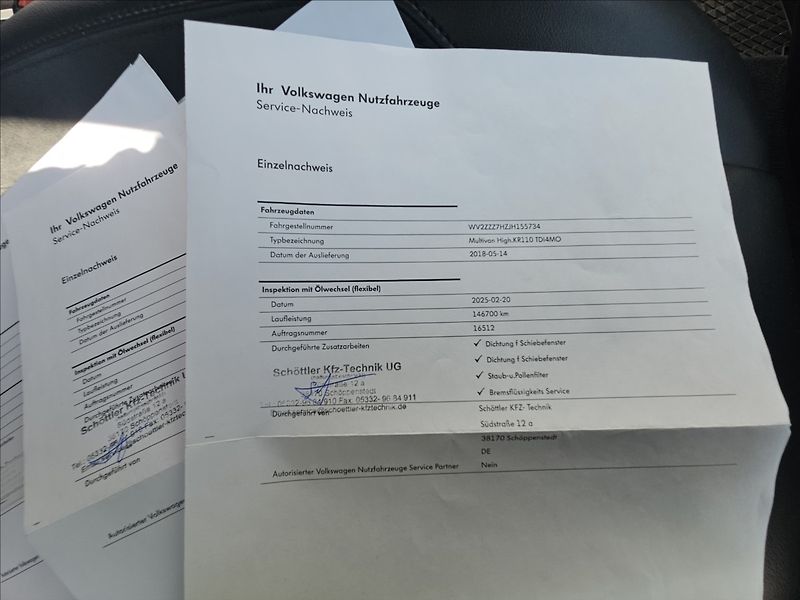 Volkswagen Multivan 2,0TDi 110KW 4X4 Highline - fotka 30 z 39