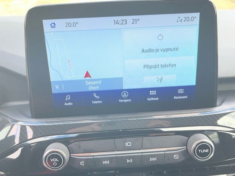 Ford Kuga 2.5HEV,132KW,CZ,1.MAJ,DPH - fotka 10 z 14