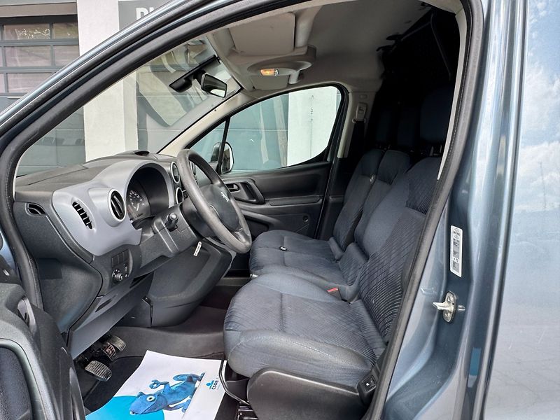 Peugeot Partner (2009) 1.6 16V - fotka 9 z 28