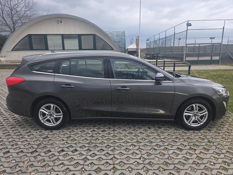 Ford Focus 1.5 EcoBlue 88kW, A/T,LED,DPH - fotka 4 z 26