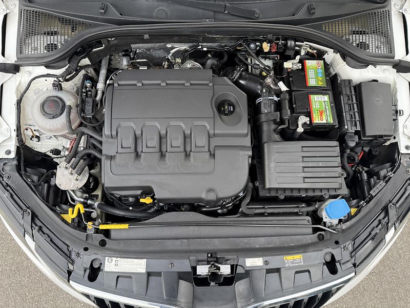 Škoda Octavia 1.6 TDI 85 kW - fotka 18 z 18