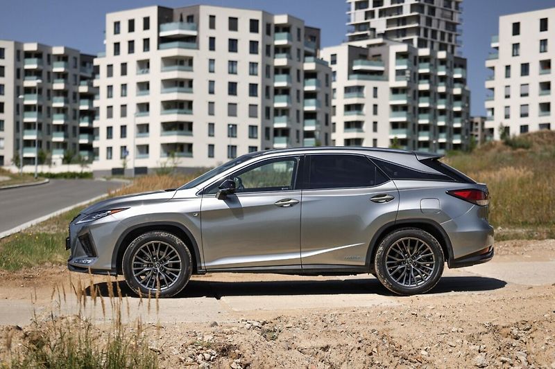 Lexus RX 450h 450h 3,5 HEV F SPORT - fotka 35 z 35