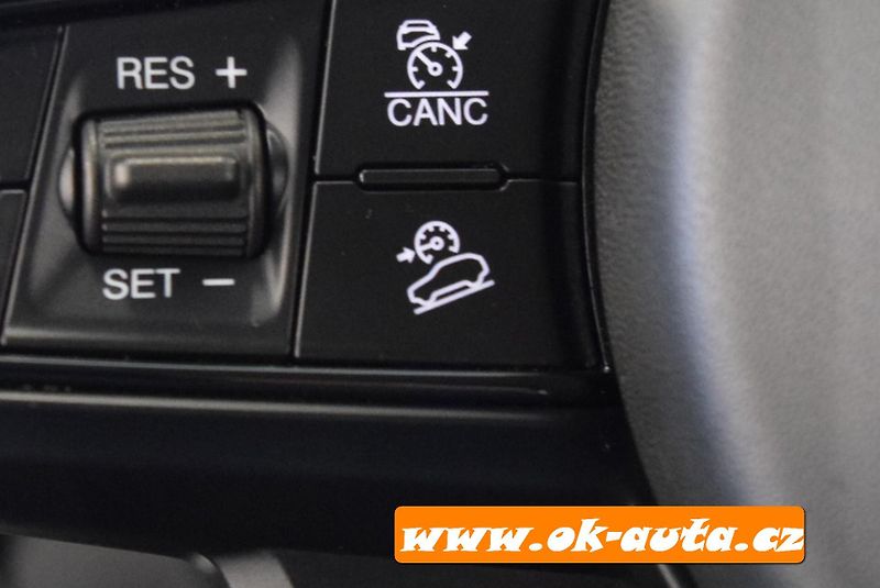 Alfa Romeo Stelvio 2.2 JTD Q4 FACELIFT 2021 - fotka 48 z 56