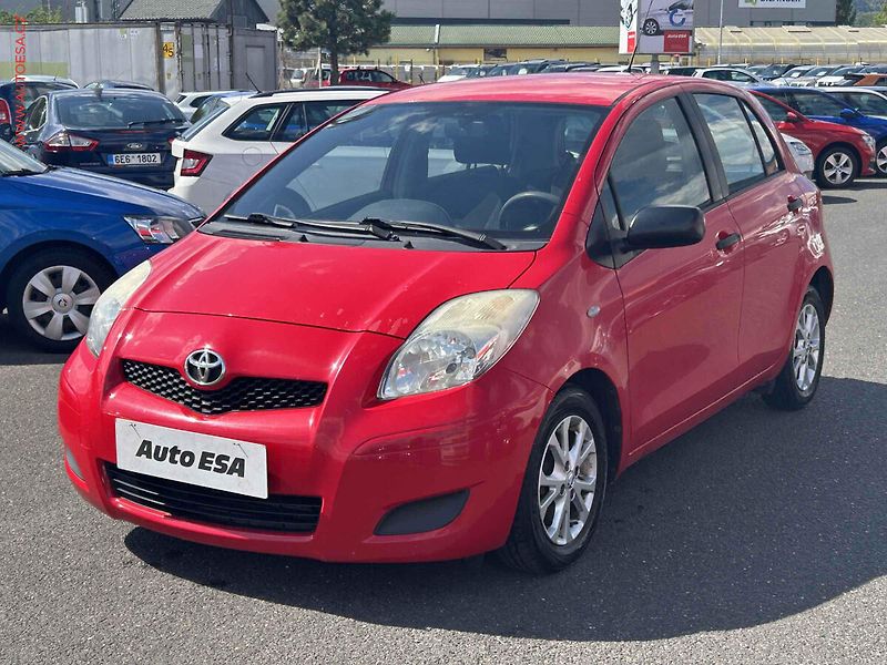 Toyota Yaris (2009) 1.0i - fotka 3 z 15