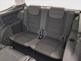 Volkswagen Touran (2011) 1.4 TSI, 7 míst, Navi - náhled 21