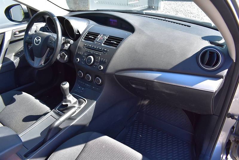 Mazda 3 2,0 MZR SPORT,TZ,1.MAJ TOP - fotka 14 z 19