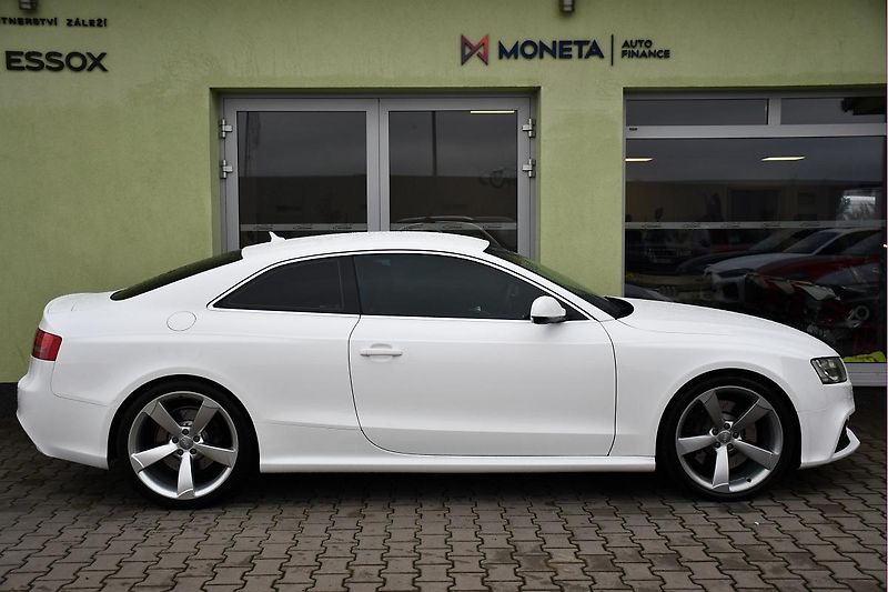 Audi RS 5 4.2 V8 B&O PO VELKÉM SERVISE  - fotka 13 z 45