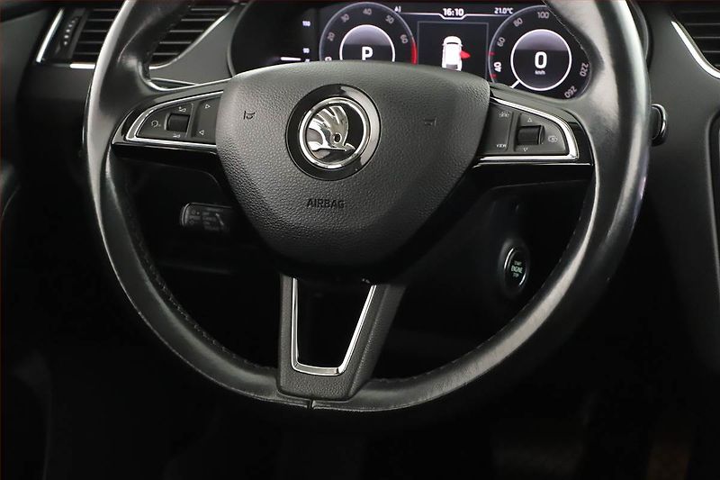 Škoda Octavia (2019) Style 2.0 TSI, 4X4, Automat - fotka 8 z 17