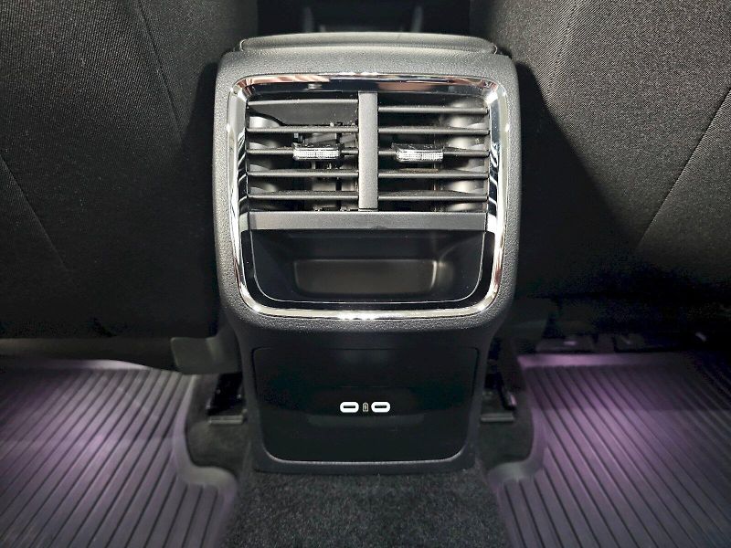 Škoda Octavia (2023) 2.0TDI 4x4 110kW DSG SCOUT TAŽ - fotka 23 z 30