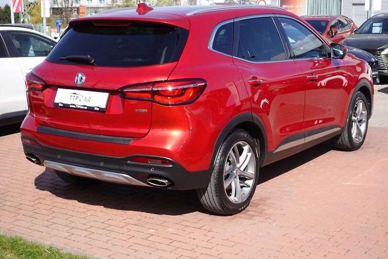 MG HS 1,5i 119kW M/T Elegance Panora - fotka 4 z 33
