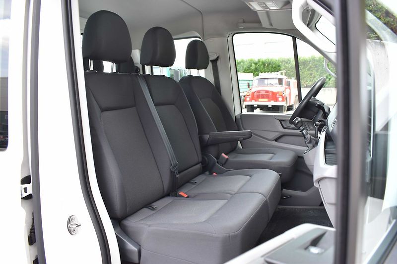 Volkswagen Crafter 2.0TDI 7.MÍST*DPH*DOUBLECAB* - fotka 15 z 28