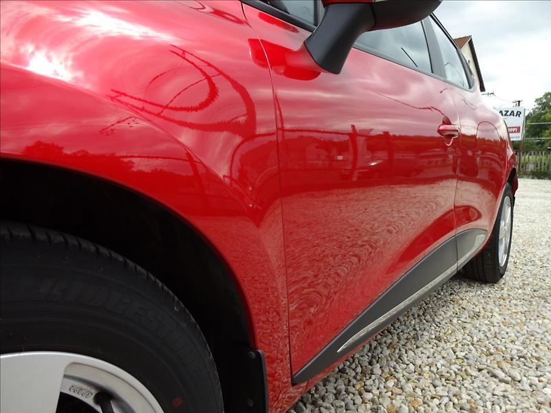 Renault Clio 1,2i16V 54kW - fotka 12 z 47