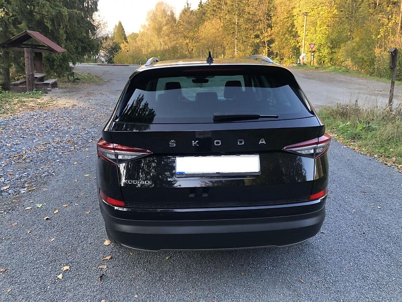 Škoda Kodiaq (2022) 1.5 TSI DSG STYLE  7 MIST LIFT - fotka 6 z 17