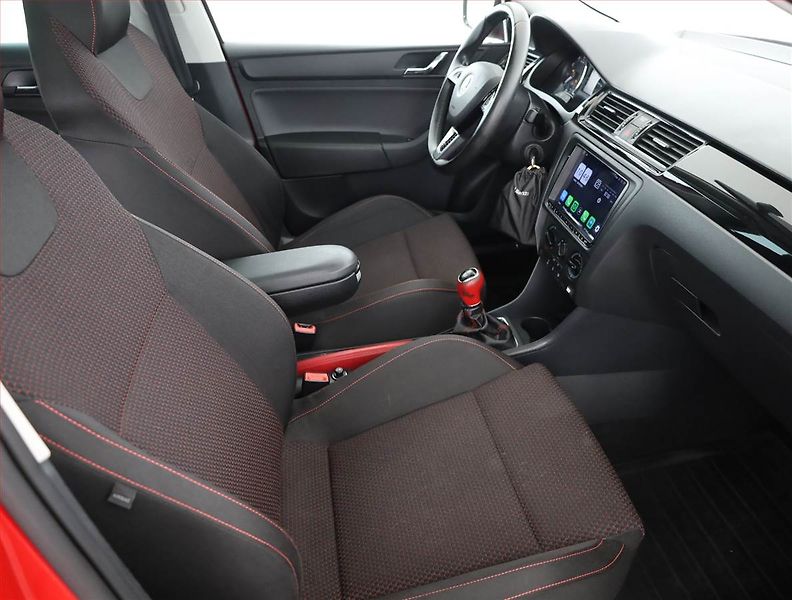 Škoda Rapid (2014) Spaceback 1.2 TSI, Serv.kniha - fotka 7 z 17