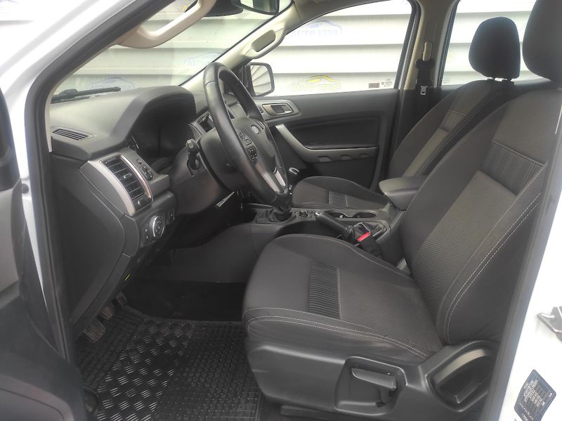 Ford Ranger 2.0EB DC XLT 4x4, Naviják, TZ - fotka 10 z 23