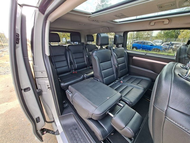 Peugeot Traveller LONG ALLURE 2,0 BHDI 180k EAT8 - fotka 13 z 25