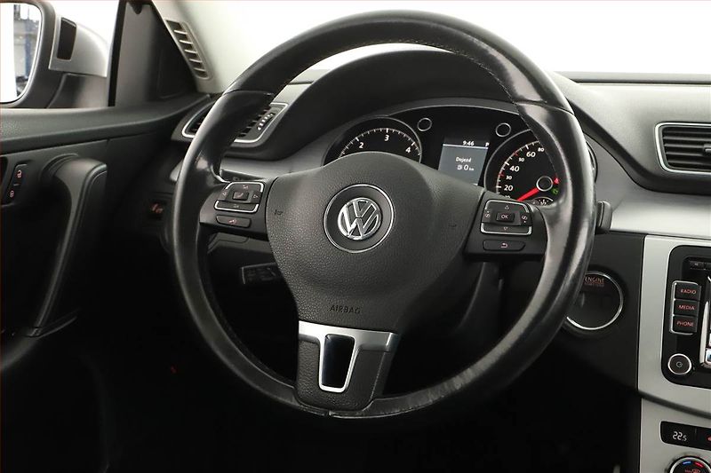 Volkswagen Passat (2013) Alltrack 2.0 TDI, 4X4 - fotka 13 z 14