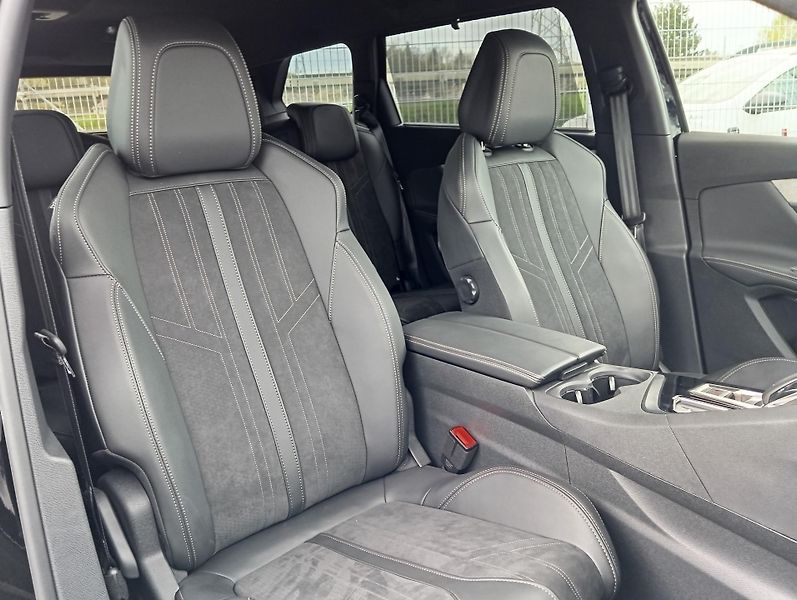 Peugeot 5008 (2021) GT BlueHDi 180 S&S EAT8 - fotka 19 z 26
