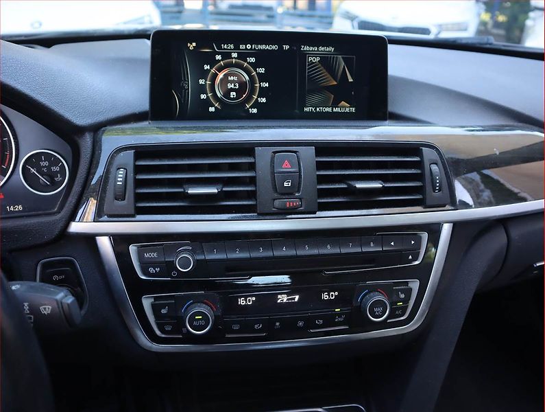 BMW Řada 4 (2016) 420d xDrive, 4X4, Automat - fotka 12 z 23