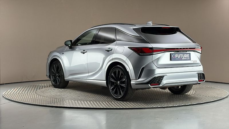 Lexus RX 500h AUT 4x4 F Sport - fotka 2 z 31