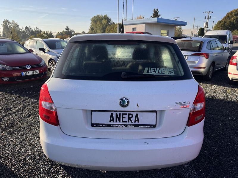 Škoda Fabia II 1.2 HTP, 44 kW - fotka 5 z 18