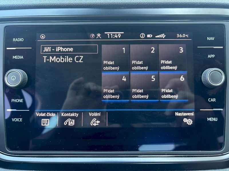 Volkswagen T-Roc (2022) 1.0 TSI 81kW - fotka 17 z 35