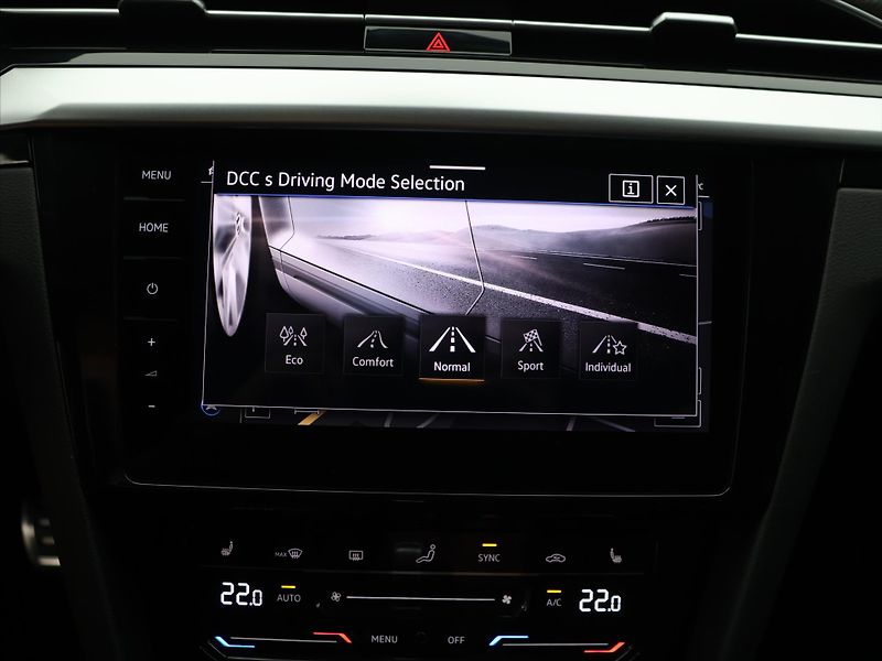 Volkswagen Arteon 2,0 TSI 206kW 4Motion DSG R-Li - fotka 21 z 32