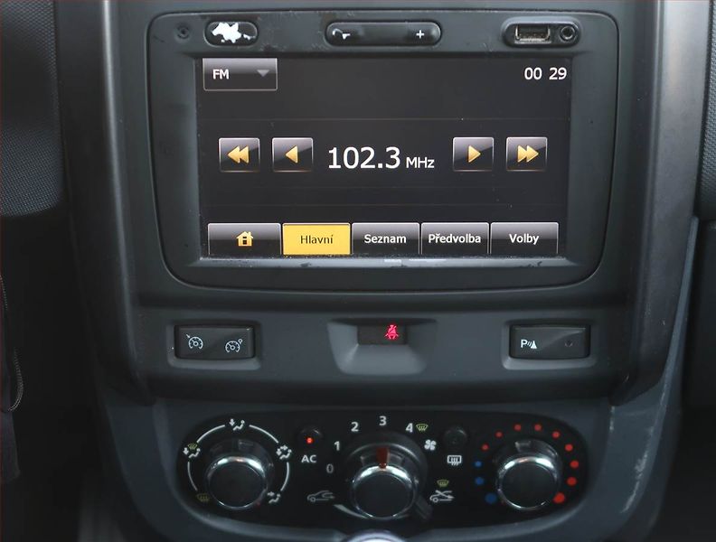 Dacia Duster (2014) 1.6 16V, LPG, Tempomat - fotka 12 z 16