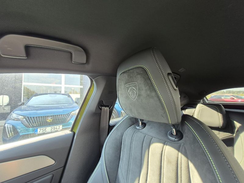 Peugeot 408 (2026) GT Hybrid 145 e-DCS6  - fotka 24 z 24