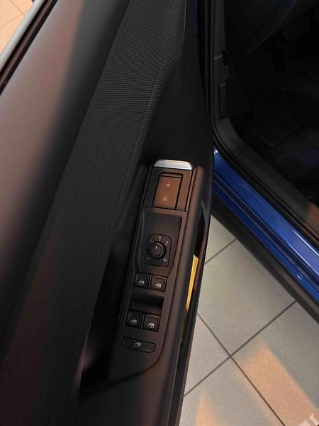 Volkswagen T-Roc (2025) - fotka 8 z 11