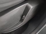 Ford S-MAX (2012) 2.0 TDCi, ČR,1.maj, po STK - náhled 19