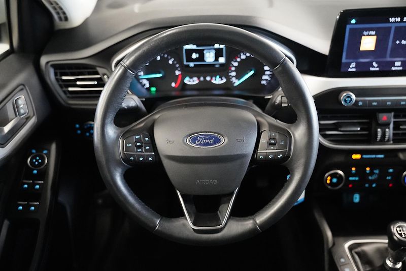 Ford Focus - fotka 17 z 27