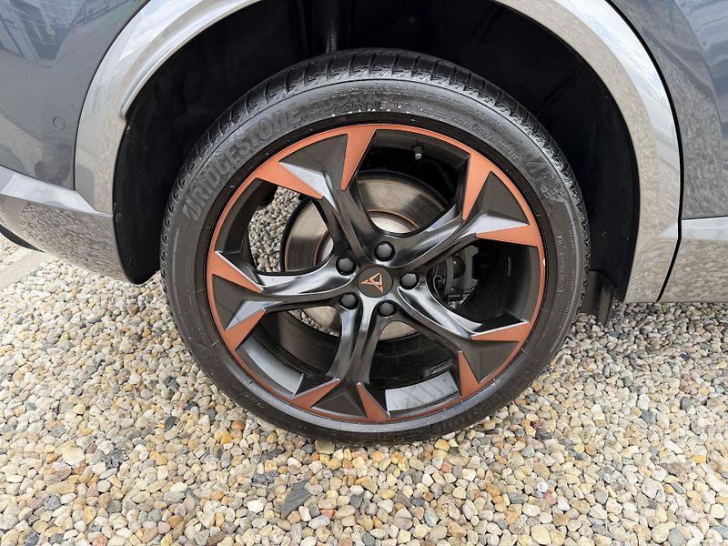 Cupra Formentor VZ 2,0 TSi/180kW - DSG,TZ,.... - fotka 82 z 106
