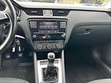 Škoda Octavia 1,6 TDI 85 Active - náhled 10
