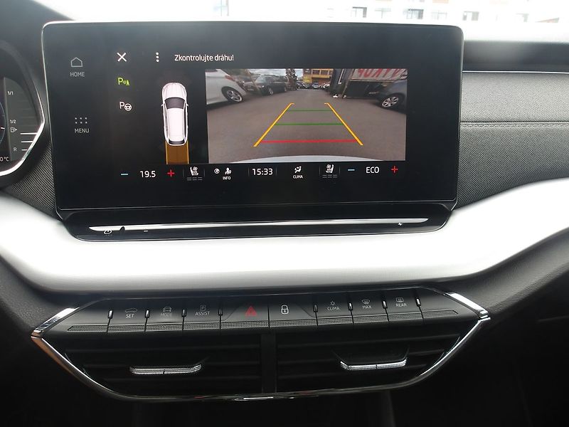 Škoda Octavia 1,4TSi BA+EL ČR ! MAX.VÝBAVA ! - fotka 33 z 33