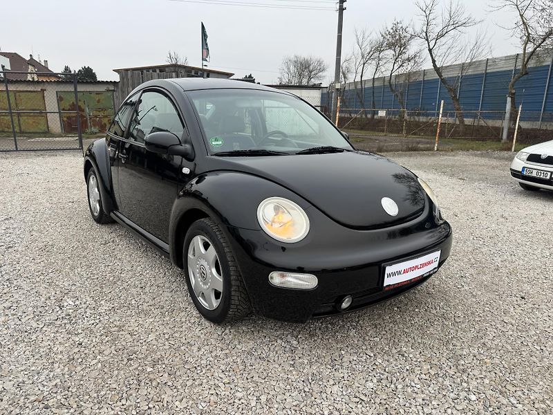 Volkswagen New Beetle (2002) 1.6MPi(75KW)EDITION - fotka 2 z 27