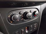 Dacia Sandero (2013) 1.5 dCi, Tempomat - náhled 13