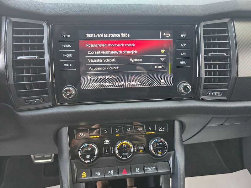 Škoda Kodiaq RS 2.0 Bi-TDi 176Kw 4x4 DSG - fotka 25 z 34