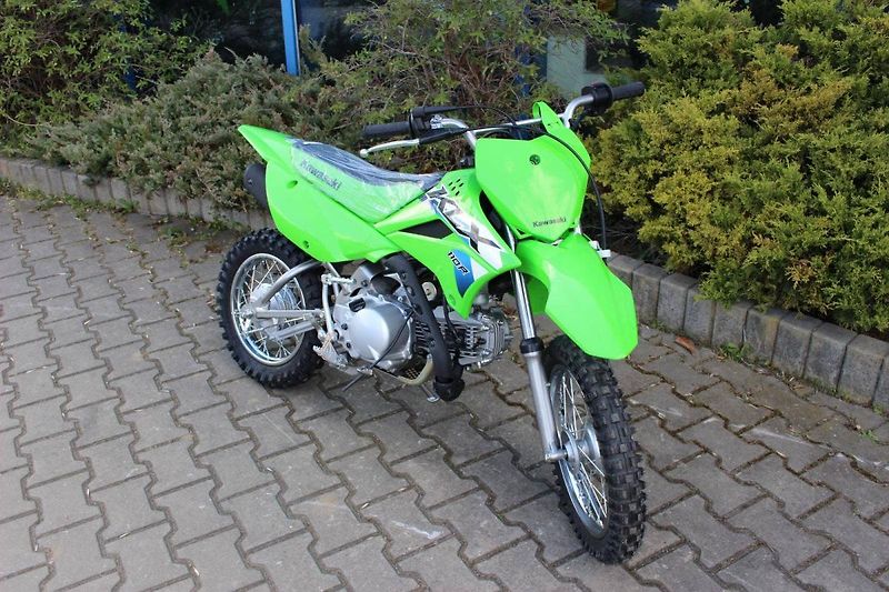Kawasaki KLX 110 (2026) R 2026 - fotka 1 z 6