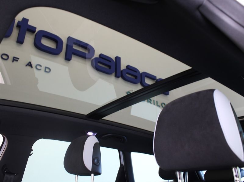 Seat Leon 2,0 Cupra 290 DSG ST Pano.DCC - fotka 26 z 30